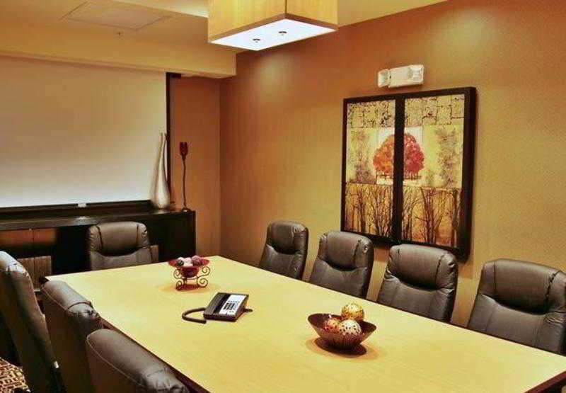 Springhill Suites By Marriott Pueblo Downtown Экстерьер фото