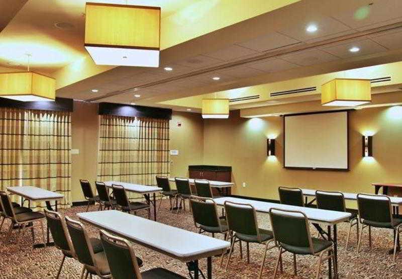 Springhill Suites By Marriott Pueblo Downtown Экстерьер фото