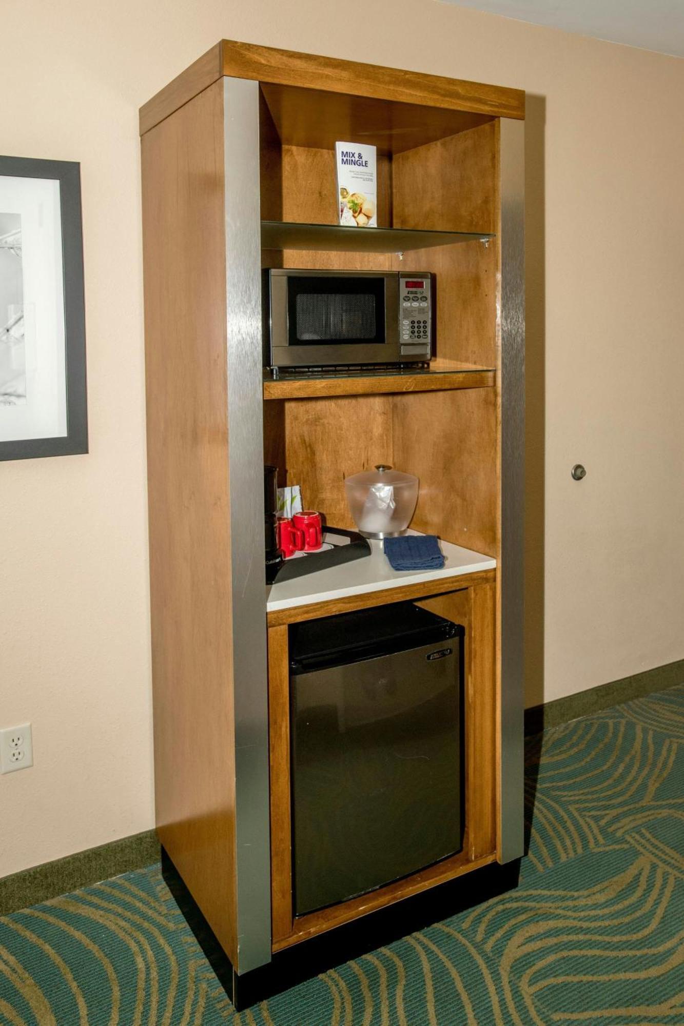 Springhill Suites By Marriott Pueblo Downtown Экстерьер фото